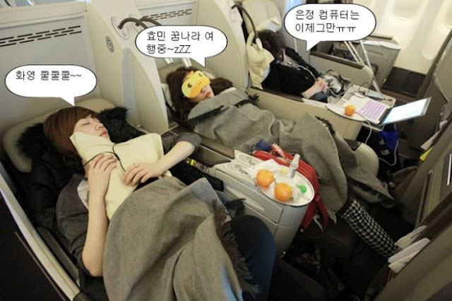 T-ara members sleeping on the plane